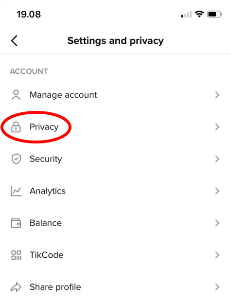 Ustawienie profilu TikTok na prywatny znajduje się w Ustawieniach